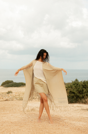 ACE OF WIND RAW SILK CAPE ALMOND