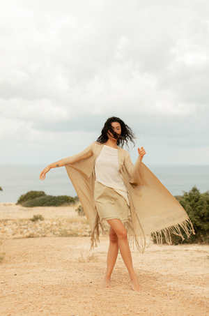 ACE OF WIND RAW SILK CAPE ALMOND