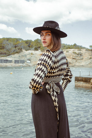 TARIQ POINTY JACKET MINI DIAMOND
