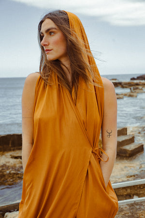 HOOD KAFTAN GOLD FLAME