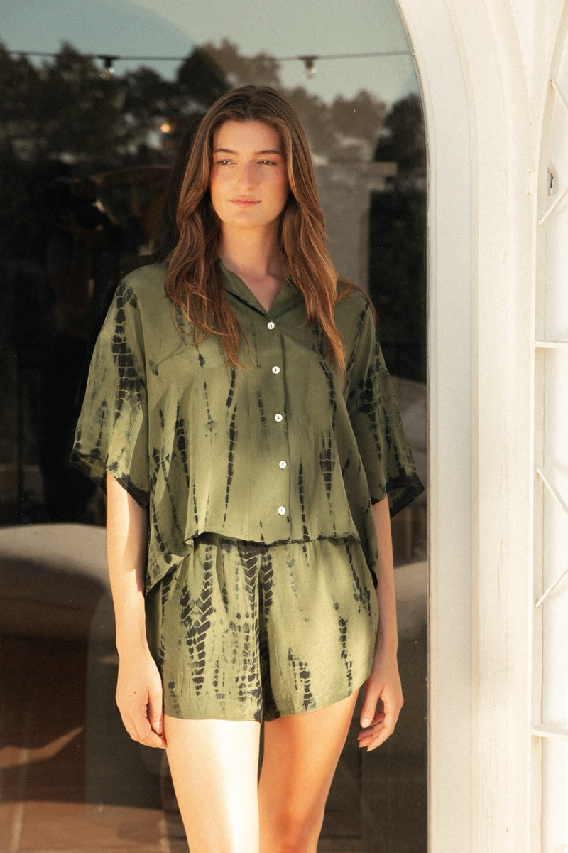 CHAI SHIRT OLIVE TIE DYE