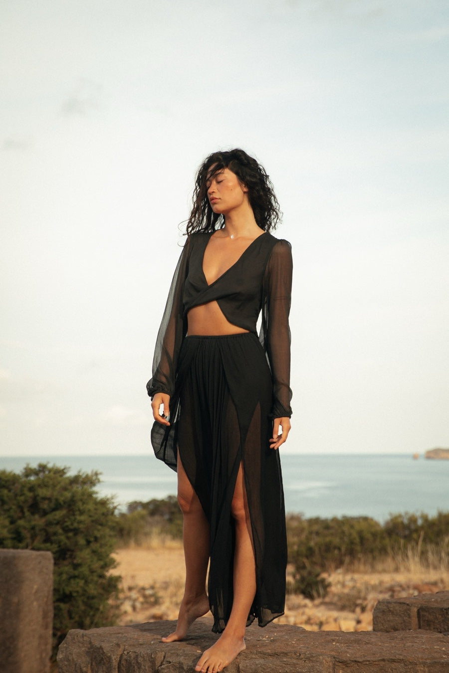 FREE FLOW SKIRT BLACK
