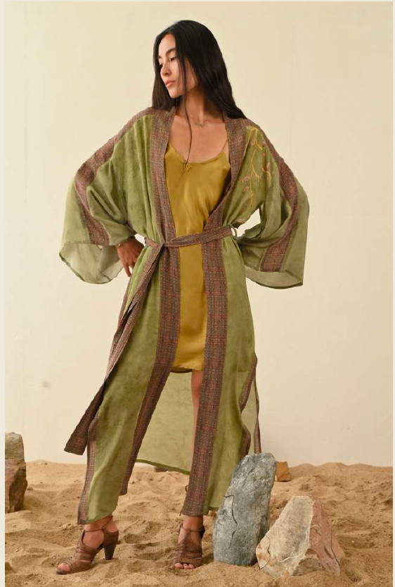 KURAKAMI KIMONO JADE