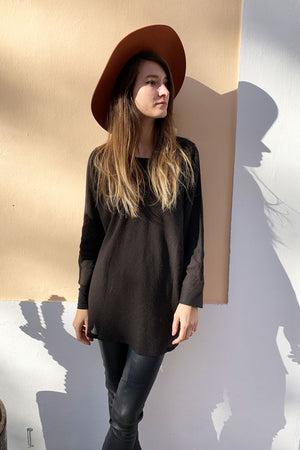 Bat Oversize Top Raw Silk Black 