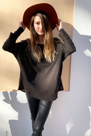 Bat Oversize Top Raw Silk Black 