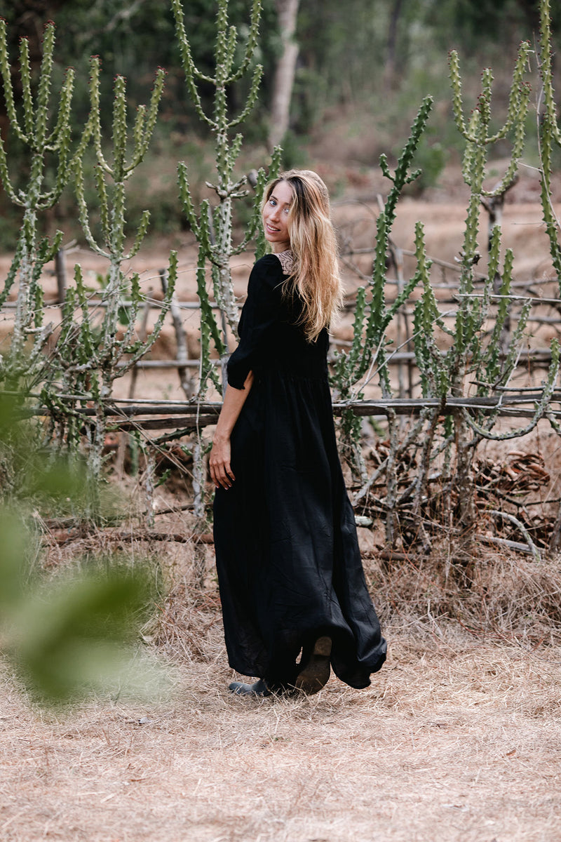 NAYELI MAXI DRESS BLACK