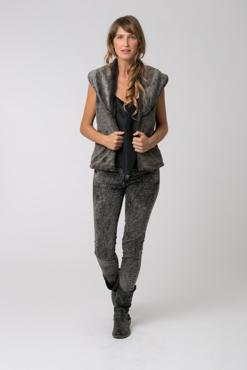 Mitchell Faux Fake Fur Vest in Grey