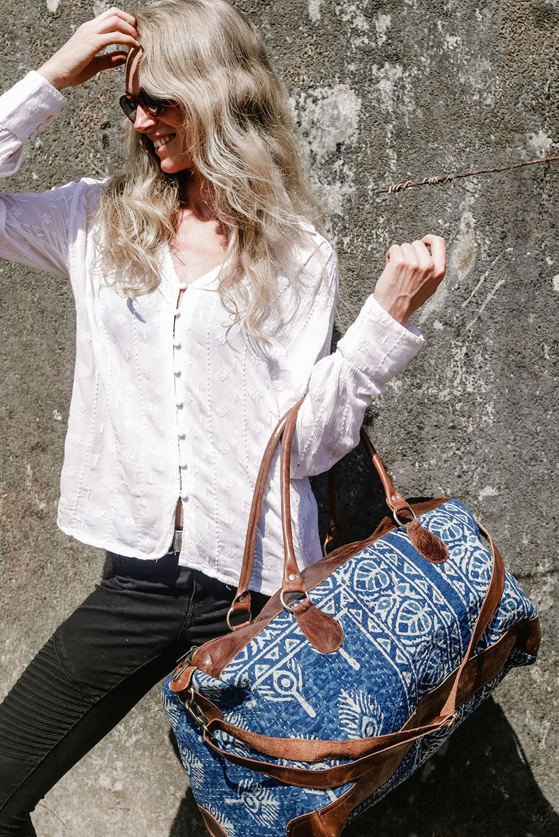 Leonardo Weekender Bag Indigo Off White Brown Leather 